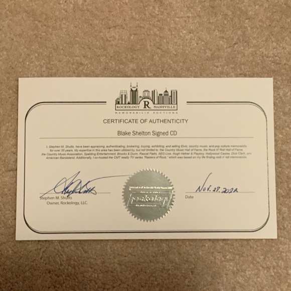 Autographed Blake Shelton CD - Picture 2 of 2